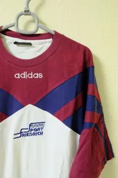 US古着　adidas（アディダス）Tシャツ