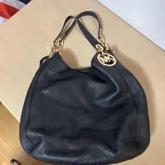 美品Michael Kors ブラック　レザー ショルダーバッグ