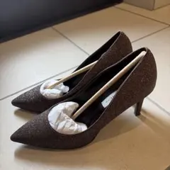 Charles & Keith グリッターパンプスのサムネイル