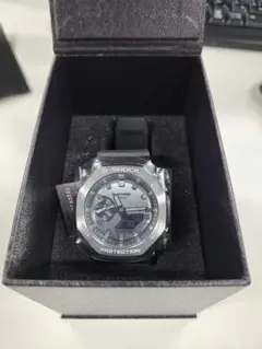 カシオ Gショック GM-2100-1AJF (楽天)、メタルケース(メルカリ) 楽天市場】G-SHOCK Gショック GM-2100-1AJF メタルケース カシオ