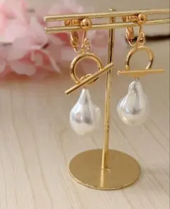 ♦︎バロックパール×マンテル♦︎　ネジバネ式イヤリング