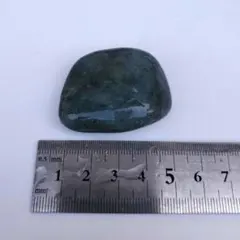 糸魚川産 軟玉翡翠 ネフライト 44g 天然石 原石 - メルカリ