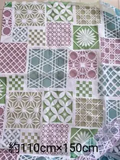 オパール カットクロス 約110cm×150cm パッチワーク風柄 幾何学模様