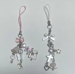 ビーズキーホルダー　韓国　y2k ストリート　ピンク　コレクトブック