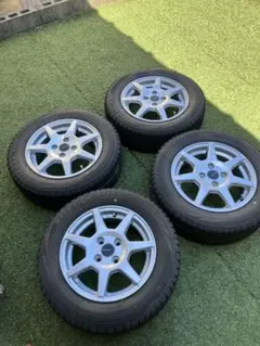 ❶送料込み！　VWアップ ！14インチスタッドレスタイヤアルミホイール1本