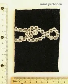 4-v　ミナペルホネン　はぎれ　shelly