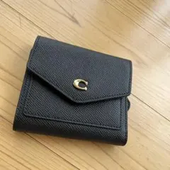 新品　コーチ　ミニ財布　黒