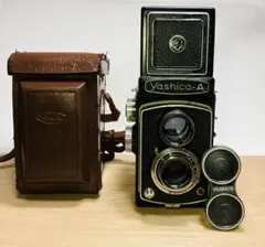 ⭐︎Yashica-A 二眼レフカメラ 本体 専用ケース付きのサムネイル