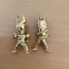 仮面ライダー ゴールドフィギュア　2つ
