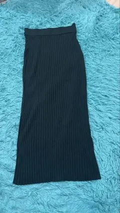 ダークグリーン リブ編み タイトスカート　ブラック　ZARA