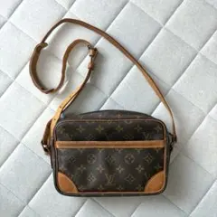LOUIS VUITTON モノグラム トロカデロ　ショルダーバッグのサムネイル