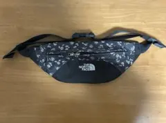THE NORTH FACE ボディバッグ・ウエストポーチ ボタニカル　花柄