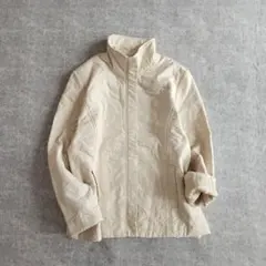 長袖キルティングアウター　中綿　アイボリー　ジップアップ　L