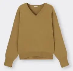 GU/スムースVネックセーター