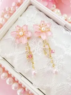 【春色】箱発送♪春 立体ぷっくり 桜 可愛く♡ピアスorイヤリング