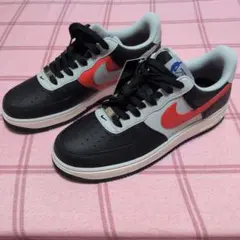 Nike Air Force 1 ブラック/ピンク
