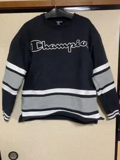 XLARGE×champion トレーナー