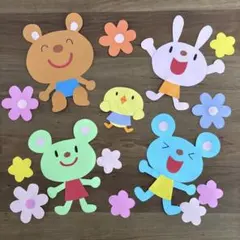 壁面飾り　動物たち　通年　参観日　掲示板　7月　8月　保育園　こども園　小学校
