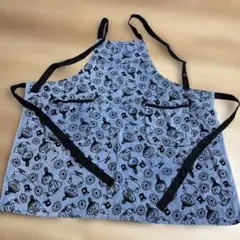 【美品】北欧柄　ムーミン　ミー　タオル地エプロン 青色 2ポケット