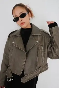 TRUNC88フェイクレザージャケットレザージャケット　ZARA