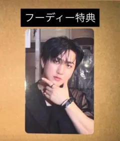 StrayKids ポップアップ　韓国　フーディー　パーカー　トレカ　チャンビン