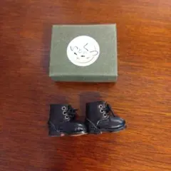 Item thumbnail for item b5875cc2-1104-4816-b64a-07af6f893f5c