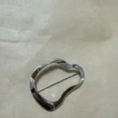 ブローチのサムネイル