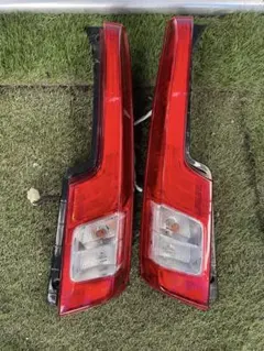 LA150S LA160s後期 ムーブCUSTOM 純正テールランプ左右セット - メルカリ