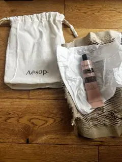 【新品未使用】Aesop ハンドクリーム 75ml 巾着袋つき