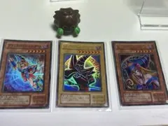 ブラック・マジシャン・ガール ホロ仕様　3枚セット