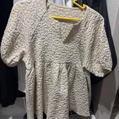 SAISONDEPAPILLONバルーンスリーブ シャツ 半袖　ピンクのサムネイル