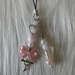 ビーズキーホルダー ビーズストラップ ピンク 蝶 ハート リボン y2k 推し活