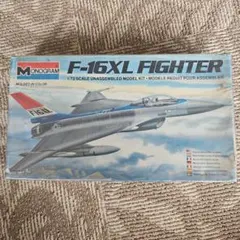 新品未開封　モノグラム　1/72 F-16XL プラモデル　戦闘機のサムネイル