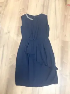 ネイビー ビジュー付き フレアドレス