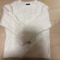 【COMME CA ISM】ホワイト ケーブルニットセーター
