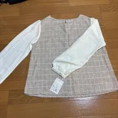 新品　ベージュとホワイトのチェック柄長袖シャツ