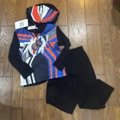 新品 仮面ライダーゼッツ　なりきりパジャマのサムネイル