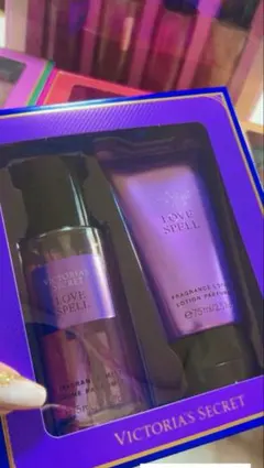 Victoria's Secret LOVE SPELL ギフトセット - メルカリ
