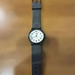 CASIO MQ-24 ホワイト/ブラック 腕時計