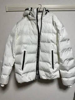 り*く様 ホワイトダウンジャケット フード付き