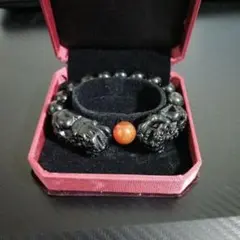 上肯彫刻天珠‼️西蔵老礦紅玉髄彫刻八吉祥・八大財神梵字バングル