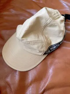 THE NORTH FACE ベージュキャップ