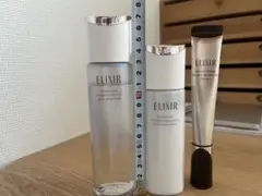 エリクシール　リフトモイスト　しっとり