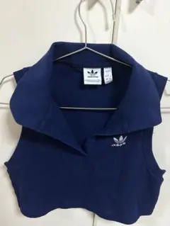 adidas ショート丈　ノースリーブ　ポロシャツ
