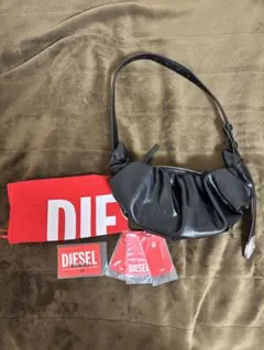 DIESEL ホーボーバッグ　grab-d hobo Sサイズ　黒のサムネイル