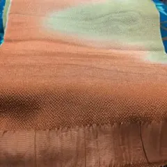 新品　正絹　丹後縮緬緑から肌色に変化する　帯揚げ　 帯締め手織り肌色　２点