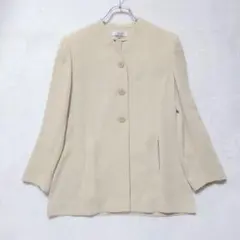 アデンダ ノーカラー ジャケット 3ボタン シンプル 上品 ベージュ L