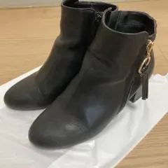 ブラックブーティ ジッパー付き