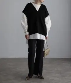 ディープVネックニットベスト　bonjour sagan ブラック