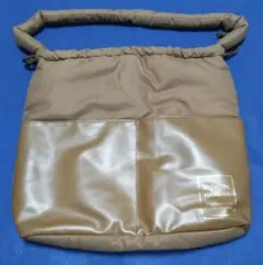 Item thumbnail for item 9d23b53b-cedb-438e-8854-402a4ade0677